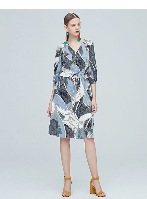 【折扣品牌女裝貨源麗比多刺繡連衣裙】- 